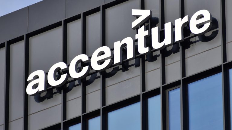Accenture: Οι ευρωπαϊκές επιχειρήσεις πρέπει να επιταχύνουν την υιοθέτηση της τεχνητής νοημοσύνης