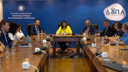 Κεραμέως: Περαιτέρω ενίσχυση της απασχόλησης και μείωση της ανεργίας