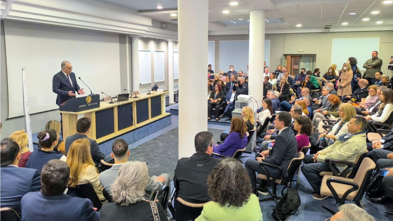 Θεοδωρικάκος: Απλοποιούμε τις διαδικασίες για κάθε οικονομική δραστηριότητα – Ενισχύουμε την επιχειρηματικότητα