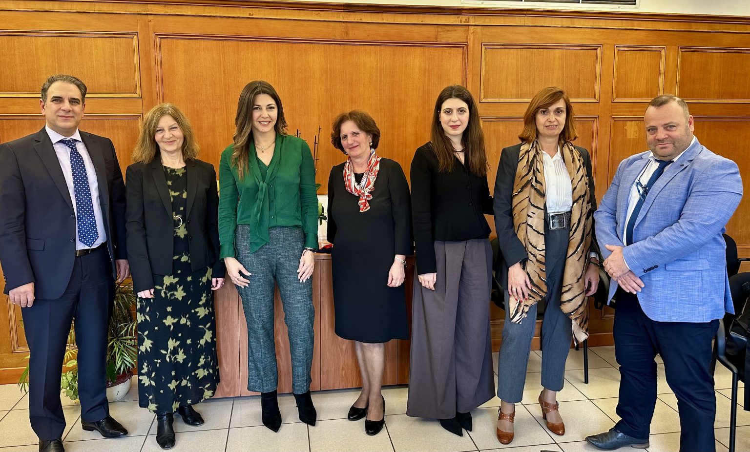 Υδρόγειος Ασφαλιστική: Συνάντηση με την Υπουργό Κοινωνικής Συνοχής και Οικογένειας