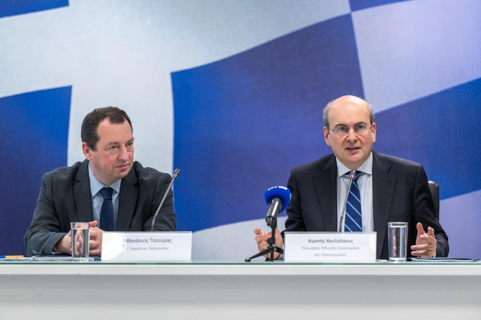 Κίνητρα στους δωρητές και διαφάνεια στη διαχείριση της δημόσιας περιουσίας