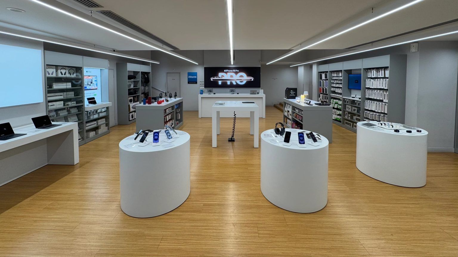 Η iStorm αναβαθμίζει την Apple Εμπειρία στο Κολωνάκι με Apple Premium Partner Store