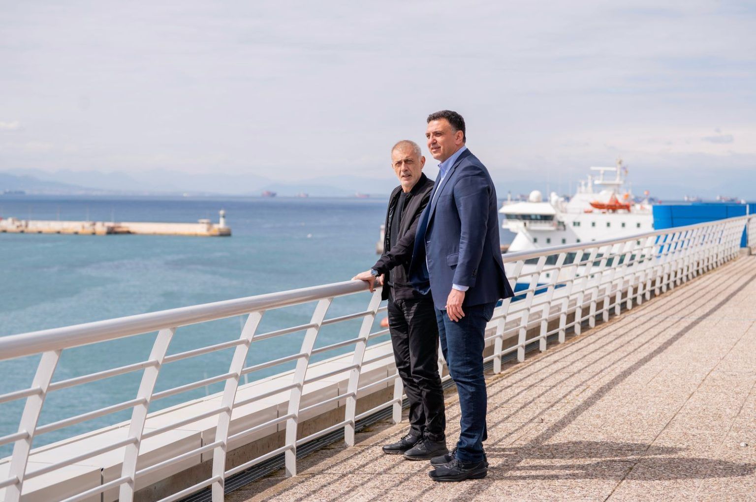 Συνάντηση Κικίλια – Μώραλη: «Ισχυροποίηση των σχέσεων της πόλης του Πειραιά με το μεγάλο λιμάνι»
