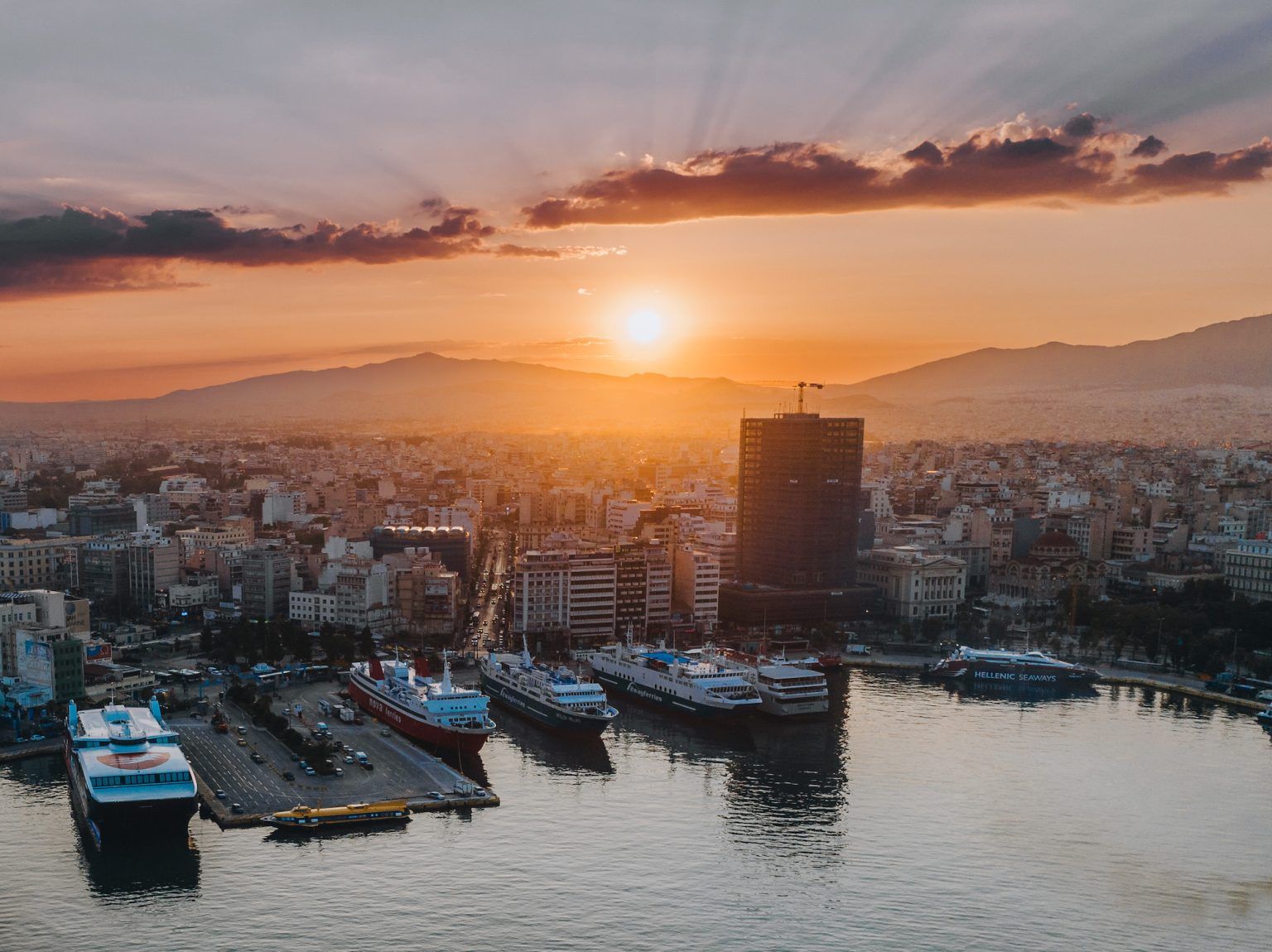 ΟΛΠ Α.Ε.: Το λιμάνι του Πειραιά σε ετοιμότητα για την αυξημένη πασχαλινή κίνηση