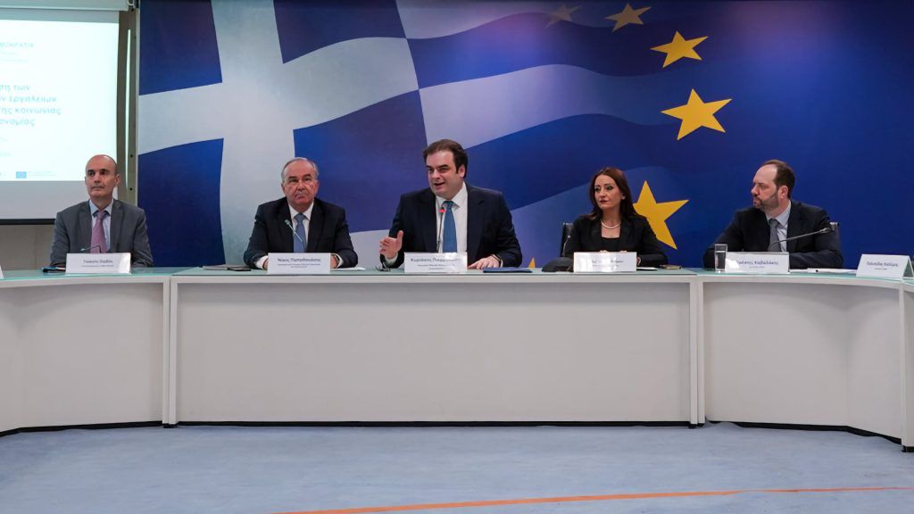 Πιερρακάκης: Προσπαθούμε κάθε ευρώ να απελευθερώνει το μέγιστο αναπτυξιακό δυναμικό