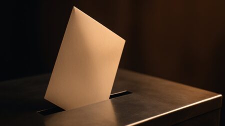 Η Meta σταματά την πολιτική διαφήμιση στην ΕΕ – Το τοπίο στην Ελλάδα