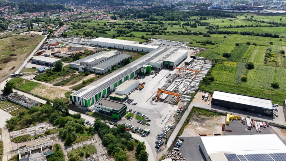 Molins και ΤΙΤΑΝ εξαγοράζουν την Baupartner