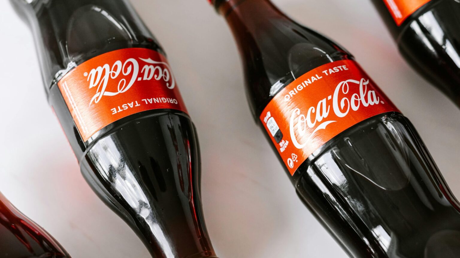 Η Coca-Cola HBC εξαγοράζει το 75% της Coca-Cola Beverages Africa έναντι 2,6 δισ.