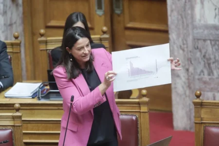 Ν. Κεραμέως: «Πάνω από 60 οι ενσωματώσεις προτάσεων φορέων, κομμάτων, πολιτών στο εργασιακό νομοσχέδιο»