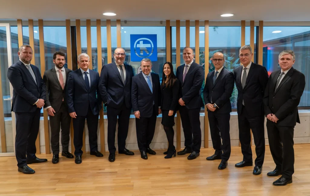 Η Alpha Bank ολοκληρώνει την εξαγορά της AXIA