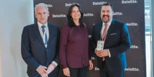 Deloitte: Η Τεχνητή Νοημοσύνη ως Πολλαπλασιαστής του Ανθρώπινου Πλεονεκτήματος