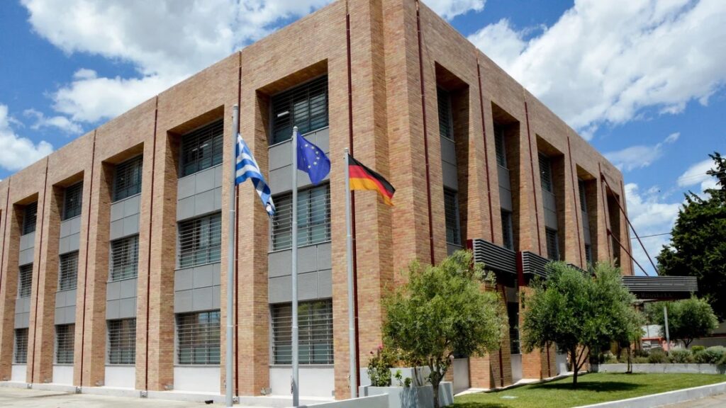 Η Κύπρος προχωρά σε πιλοτική λειτουργία των εθνικών εγγράφων ταυτότητας