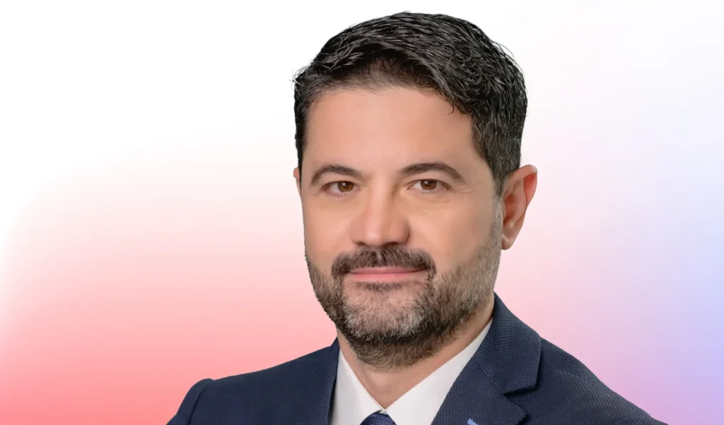 ΑΒΒ: Νέος Διευθυντής του Τομέα Ηλεκτρολογικού Εξοπλισμού ο Χρήστος Σκαρλατάκης