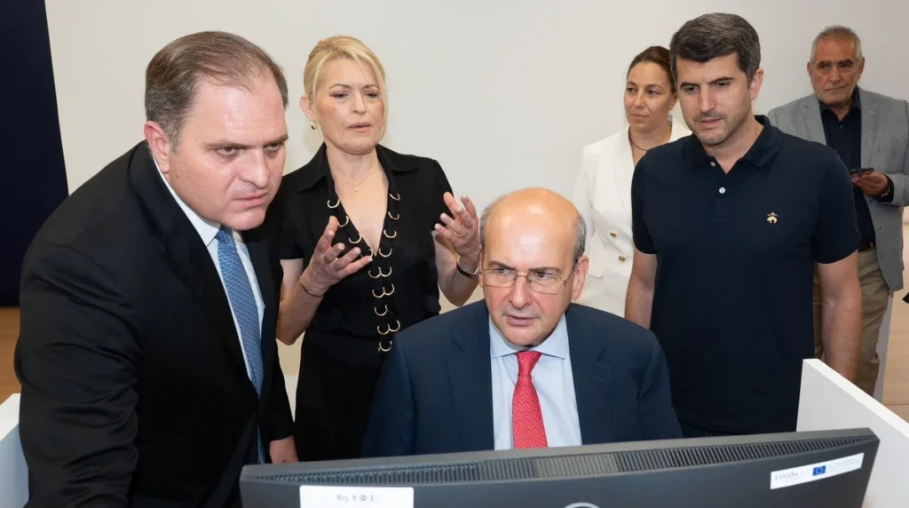 ΑΑΔΕ: Εγκαινιάστηκε το myPoint Κηφισιάς