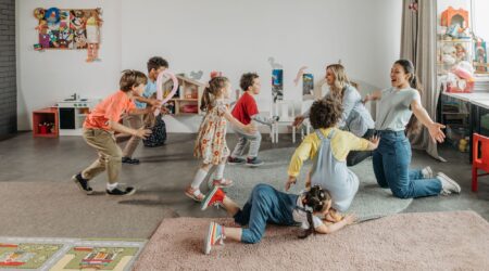 Χωρίς εισοδηματικά κριτήρια τα παιδιά πολύτεκνων οικογενειών σε βρεφικούς, βρεφονηπιακούς και παιδικούς σταθμούς