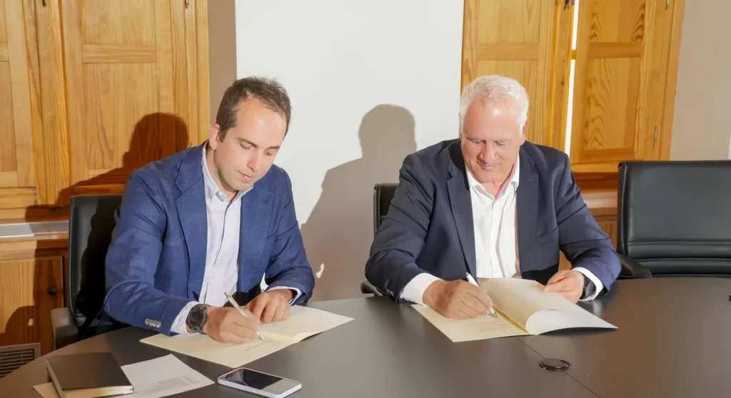 Υπογραφή Μνημονίου Συνεργασίας μεταξύ της Ειδικής Γραμματείας Ορεινών Περιοχών και του ΜΕ.Κ.Δ.Ε. του Ε.Μ.Π.