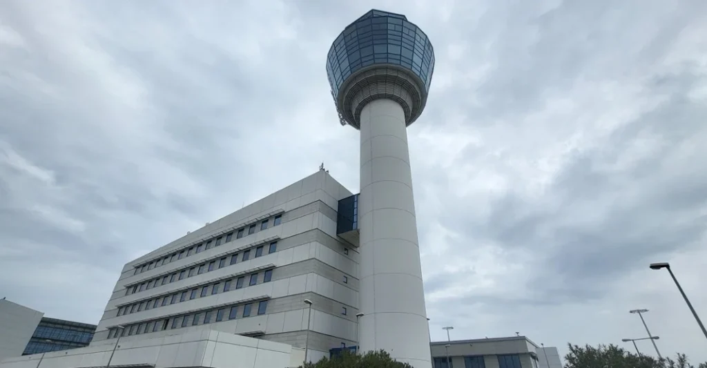 ΥΠΑ: Ιστορικό ρεκόρ ημερήσιας κίνησης πτήσεων στο ATHINAI FIR/HELLAS UIR