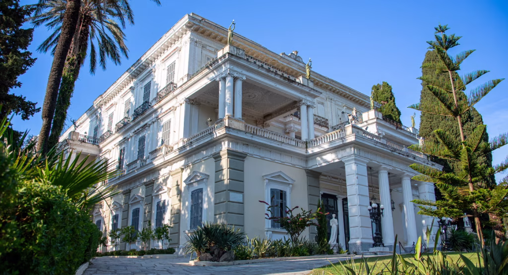 ΕΤΑΔ: Σε διαγωνισμό η αποκατάσταση και ανάδειξη του Αχιλλείου στην Κέρκυρα